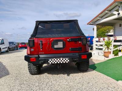 Jeep Wrangler DPF Sahara Rosso usata Pomezia
