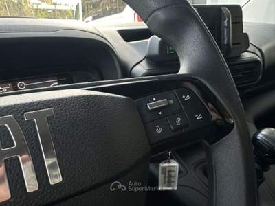 Fiat Doblò 1.5 BlueHdi 100CV Lungo Van 3 Posti Bianco usata Roma