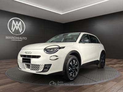 Fiat 600 Hybrid 110 CV DCT MHEV (Pack Comfort) Bianco usata Bastia Umbra