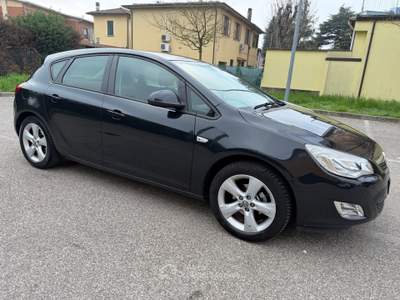 Opel Astra Opel Astra 1.4 METANO - NEOPATENTATI - 12 MESI DI GARANZIA - usata ARGELATO