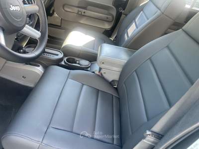 Jeep Wrangler Jeep Wrangler Unlimited 2.8 crd Sahara auto dpf Nero usata Terranuova Bracciolini