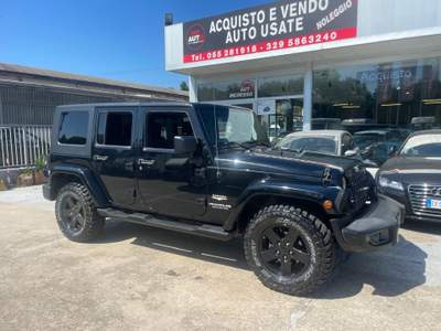 Jeep Wrangler Jeep Wrangler Unlimited 2.8 crd Sahara auto dpf Nero usata Terranuova Bracciolini
