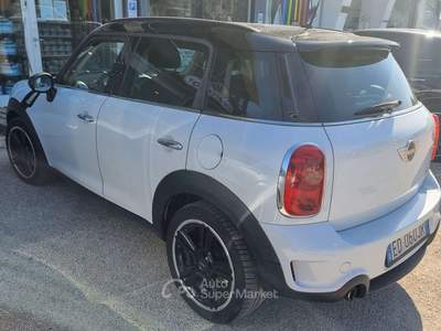 MINI Cooper Mini Countryman R60 1.6 Bianco usata Alba Adriatica