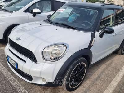 MINI Cooper Mini Countryman R60 1.6 Bianco usata Alba Adriatica