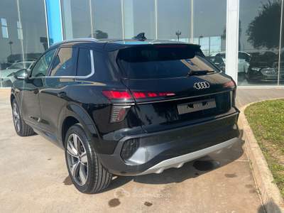Audi Q3 TDI 110 kW S tronic Business Advanced possibilità noleggio no scoring Nero usata Gela