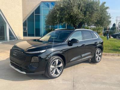 Audi Q3 TDI 110 kW S tronic Business Advanced possibilità noleggio no scoring Nero usata Gela