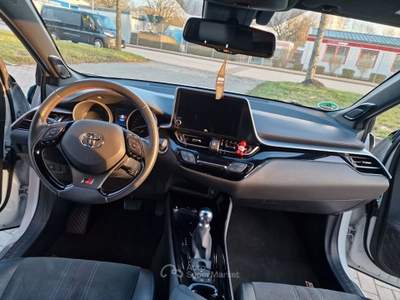 Toyota C-HR 2023 Toyota C-HR 2.0l VVTi Ibrido GR SPORT JBL Bianco usata Molare