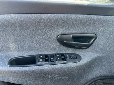 Lancia Ypsilon  - ypsilon 1.0 firefly hybrid silver s&s 70cv Blu/Azzurro usata Roma
