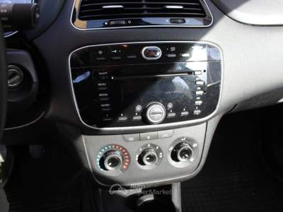 Fiat Punto 1.2 8V 5 porte Street  G.P.L Bianco usata Trapani