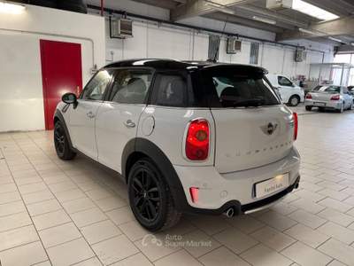 MINI Countryman SD 2.0d 143cv c.auto-Ok Neopatentati-LEGGI SOTTO Bianco usata BRESCIA