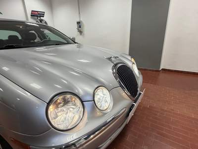 Jaguar S-Type Auto da collezione Argento usata Biella
