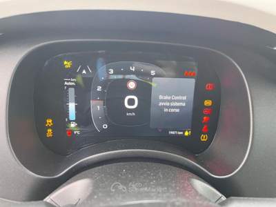 Fiat Panda FIAT PANDA HYDRID PANDINA CROSS 2025 Bianco usata Montesarchio