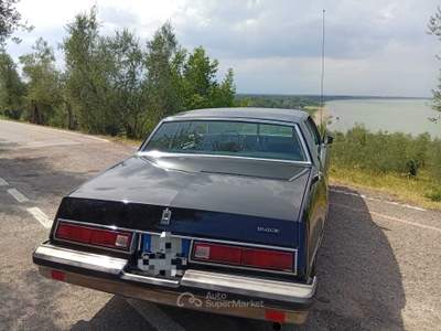 Buick Regal Limited RARA V8 - Km 74.565 ORIGINALI Nero usata Prato
