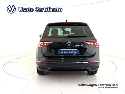 Volkswagen Tiguan 2.0 tdi life 122cv Grigio usata Bari