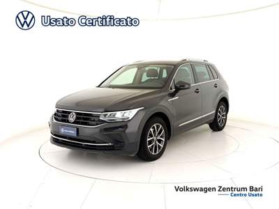 Volkswagen Tiguan 2.0 tdi life 122cv Grigio usata Bari