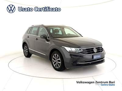 Volkswagen Tiguan 2.0 tdi life 122cv Grigio usata Bari