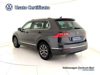 Volkswagen Tiguan 2.0 tdi life 122cv Grigio usata Bari