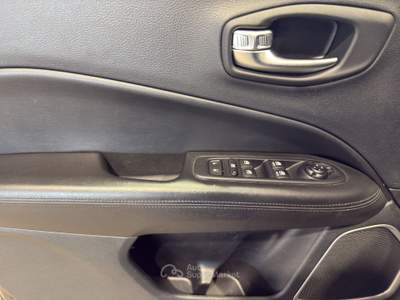 Jeep Compass  2.0 mjt night eagle 4wd 140cv auto Grigio usata Firenze