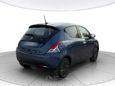 Lancia Ypsilon Ypsilon 1.0 firefly hybrid gold s&s 70cv Blu/Azzurro usata Venezia