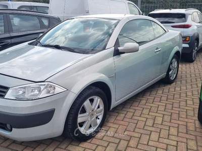 Renault Mégane Mégane C-C 1.9 dCi Confort Authentique Grigio usata Savona