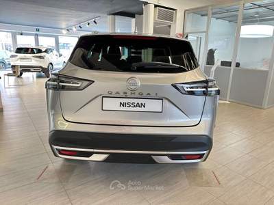 Nissan Qashqai 1.3 Mild Hybrid N-Connecta 2WD Grigio usata Montagna in Valtellina