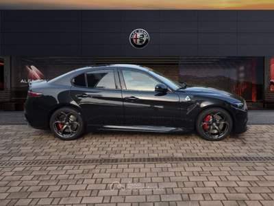 Alfa Romeo Giulia 2.9 V6 Bi-Turbo AT8 Quadrifoglio Nero usata Monza