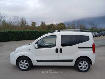 Fiat QUBO Fiat Qubo 1.3 mjt 16v Trekking 80cv Bianco usata SAN MARTINO VALLE CAUDINA