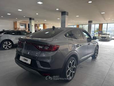 Renault Arkana Arkana 1.6 E-Tech full hybrid Techno 145cv Argento usata Pozzuoli
