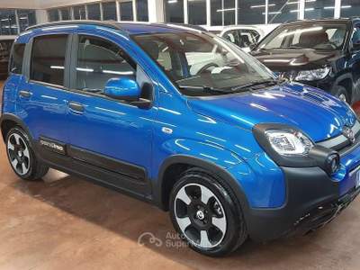 Fiat Panda PANDA 1.0 70CV HYBRID CROSS Blu/Azzurro usata San Vendemiano