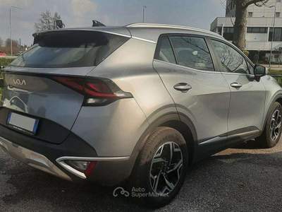 Kia Sportage Sportage V 2022 1.6 crdi mhev Business dct Grigio usata San Vendemiano