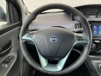 Lancia Ypsilon Ypsilon 1.0 firefly hybrid Gold s&s 70cv 5pt*PROMO Grigio usata La Loggia