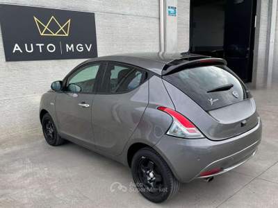 Lancia Ypsilon Ypsilon 1.0 firefly hybrid Gold s&s 70cv 5pt*PROMO Grigio usata La Loggia