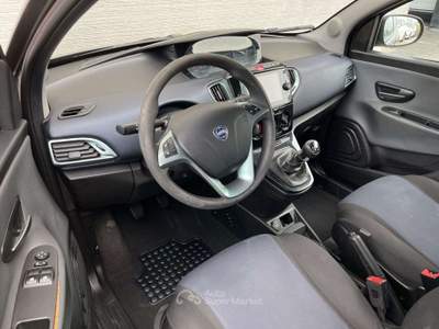 Lancia Ypsilon Ypsilon 1.0 firefly hybrid Gold s&s 70cv 5pt*PROMO Grigio usata La Loggia