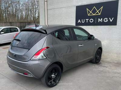 Lancia Ypsilon Ypsilon 1.0 firefly hybrid Gold s&s 70cv 5pt*PROMO Grigio usata La Loggia