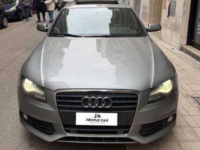 Audi A4 Avant 2.0 TDI 143CV S-Line FULL Grigio usata Bari