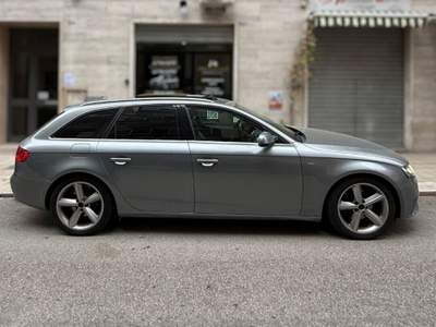 Audi A4 Avant 2.0 TDI 143CV S-Line FULL Grigio usata Bari