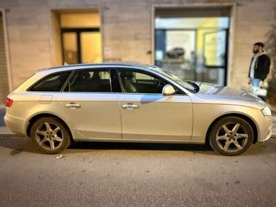 Audi A4 Avant 2.0 TDI 143CV Grigio usata Bari