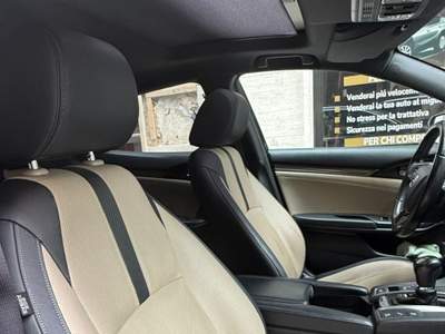 Honda Civic 5 porte Executive Premium CVT Nero usata Bari