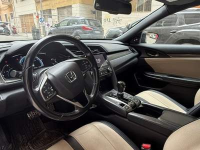 Honda Civic 5 porte Executive Premium CVT Nero usata Bari