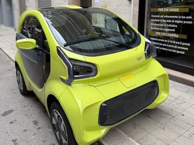 XEV Yoyo 2023 ***3.000km*** Giallo usata Bari