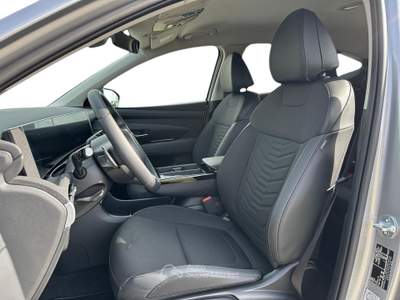 Hyundai Tucson 1.6 CRDi MHEV 2wd 136cv Exellence DCT Argento usata Pistoia