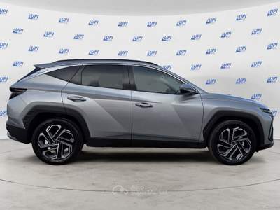 Hyundai Tucson 1.6 CRDi MHEV 2wd 136cv Exellence DCT Argento usata Pistoia