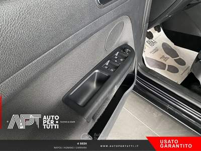 Volkswagen Golf Golf Plus 1.6 tdi Highline Nero usata Marano di Napoli
