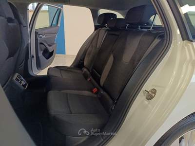 Skoda Octavia Octavia 2.0 TDI EVO SCR DSG Wagon Executive Bianco usata Villaga