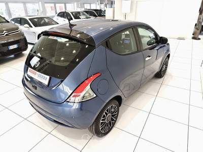 Lancia Ypsilon Ypsilon 1.0 firefly hybrid Platino s&s 70cv*5 PORTE*FULL OPTIONAL*GARANTITA* Blu/Azzurro usata Alto Reno Terme