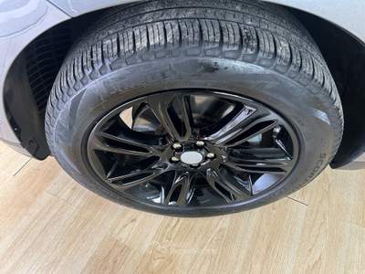 Land Rover Range Rover Velar 2.0 D I4 204 4WD Auto usata BARI
