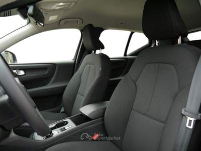 Volvo XC40 B3 automatico Essential Grigio usata Feltre