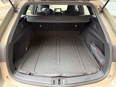 Toyota Corolla Touring Sports 1.8h Business cvt UNICO PROPRIETARI Bronzo usata Cesano Maderno