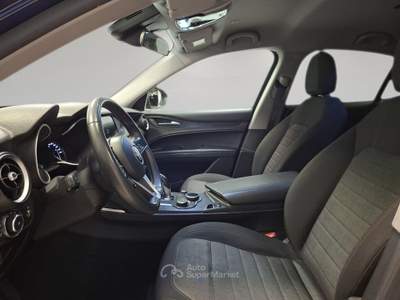 Alfa Romeo Stelvio 2.2 t Business rwd 160cv auto my19 Blu/Azzurro usata Padova