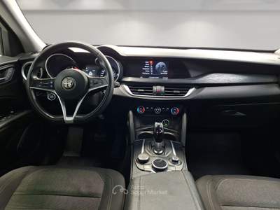 Alfa Romeo Stelvio 2.2 t Business rwd 160cv auto my19 Blu/Azzurro usata Padova